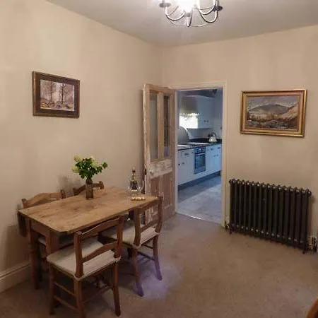 Fox Tatil Evi Arnside