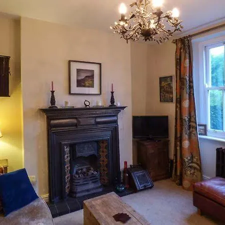Fox Tatil Evi Arnside